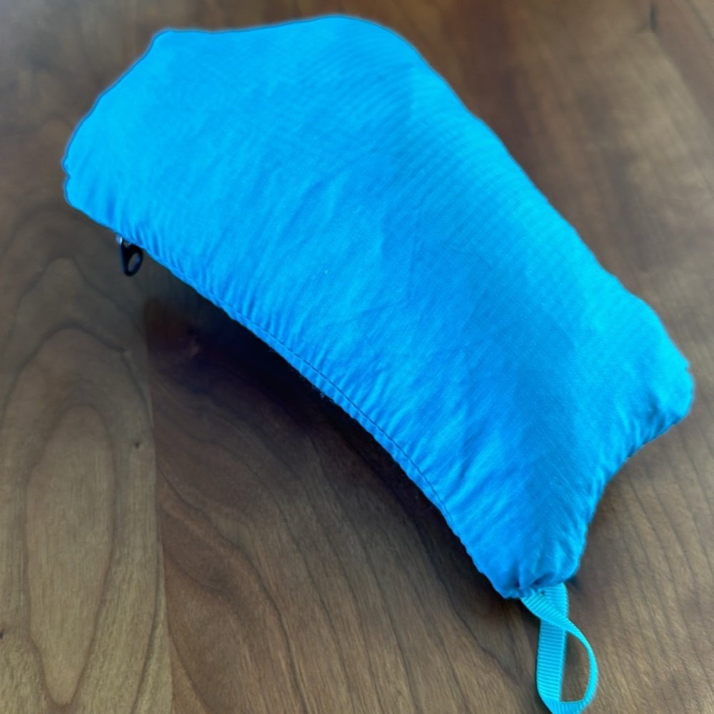 Patagonia Women's Houdini Jacket blue with purple accents size medium